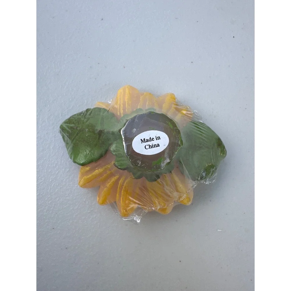 Home Interiors Sunflower Floating Candles Set of 6 Yellow Floral Decor 12116-RT